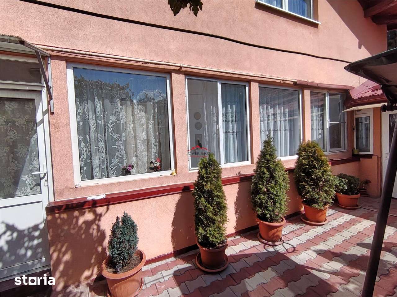 CAMERA CU BAIE SI UTILITATI INCLUSE IN CHIRIEI, GRIVITEI - A. VLAICU — fotografia 1