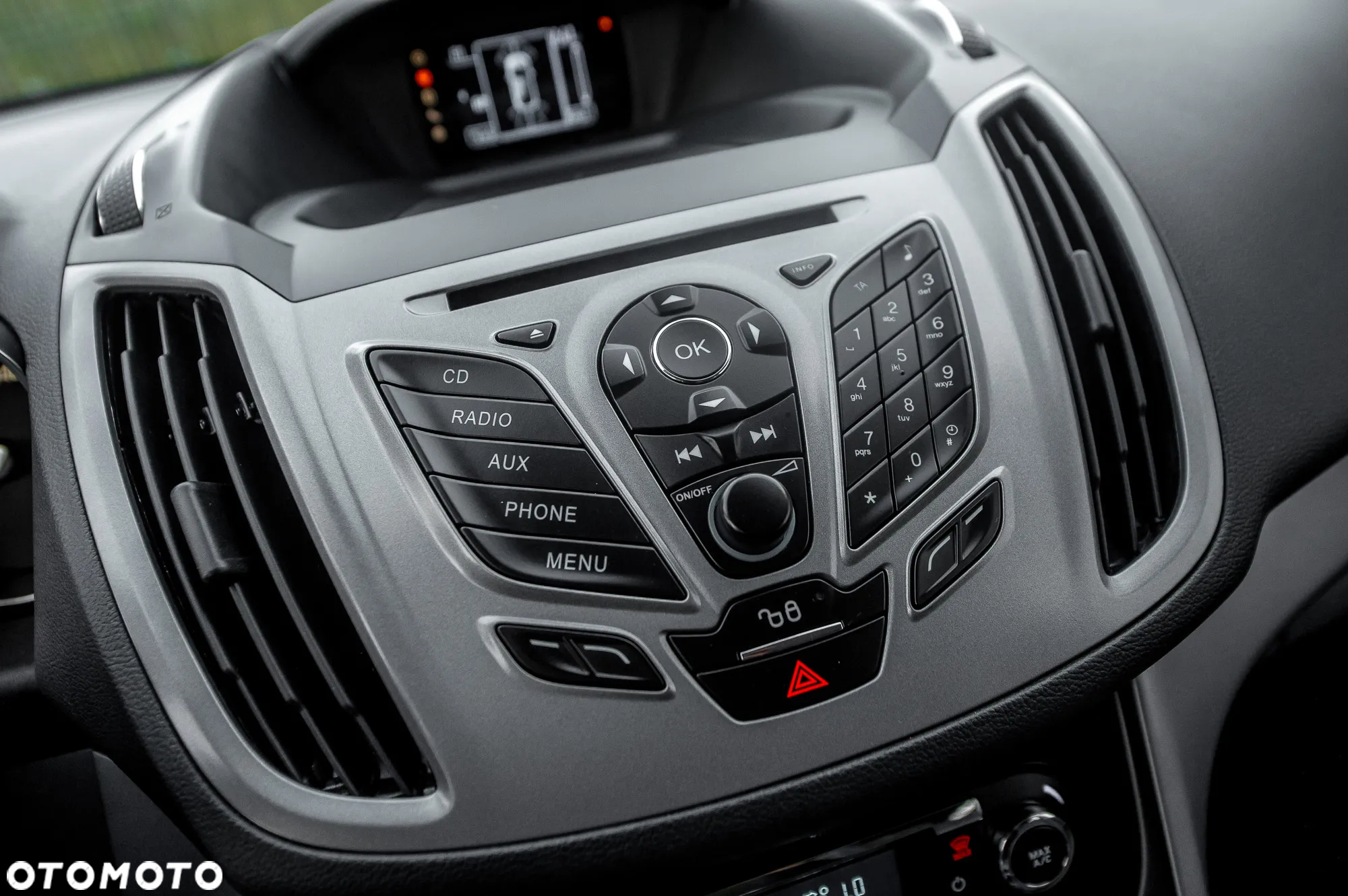 Ford Grand C-MAX - 24