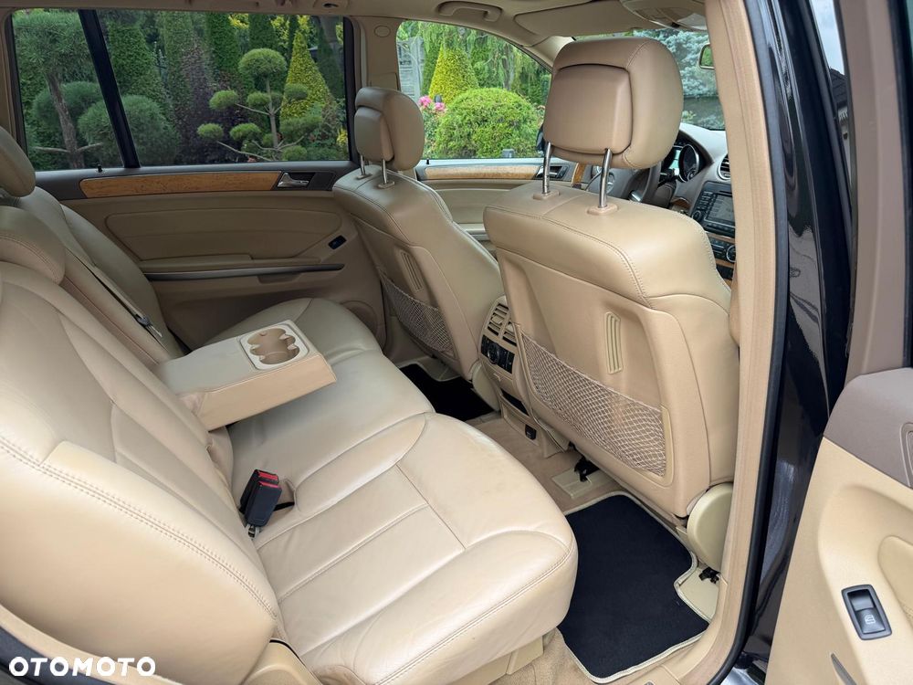 Mercedes-Benz GL 420 CDI - 28