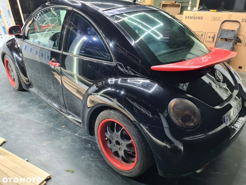 Volkswagen New Beetle - 5