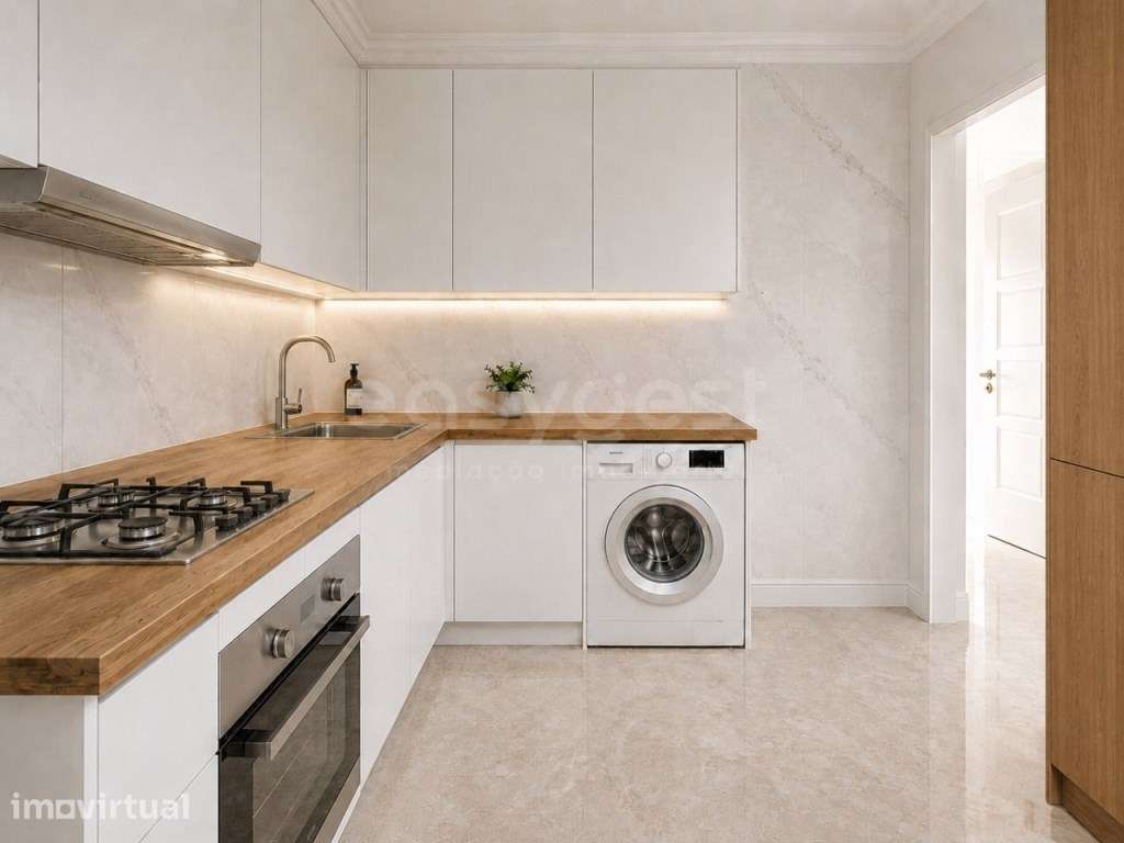 Apartamento remodelado T2 com 2WC e vista mar - Grande imagem: 2/15