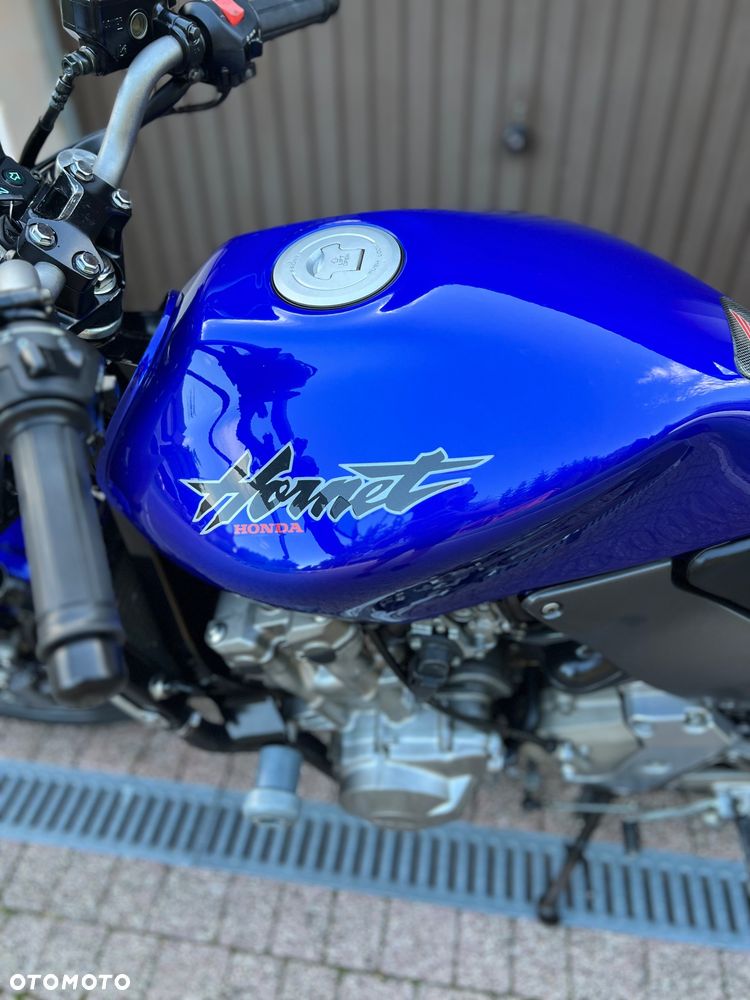 Honda Hornet - 16