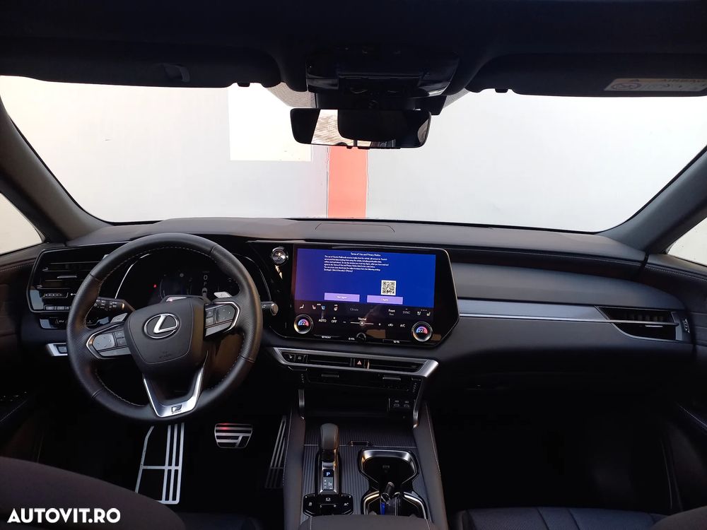 Lexus Seria RX - 15