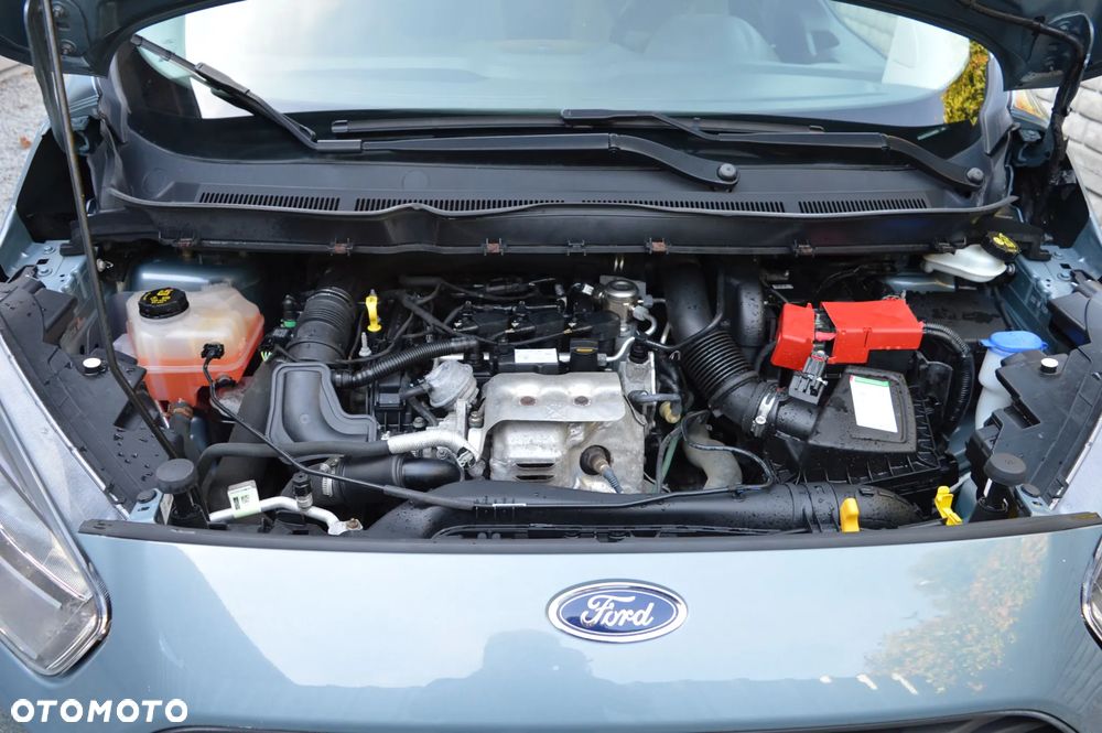 Ford Tourneo Courier - 27