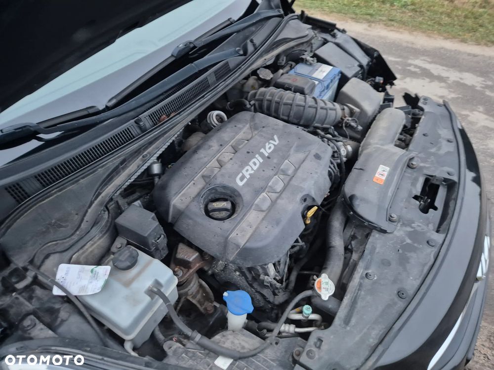 Hyundai i40 i40cw 1.7 CRDi Fifa World Cup Edition - 16