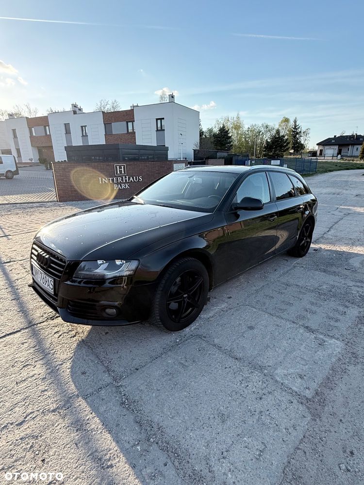 Audi A4 Avant - 1