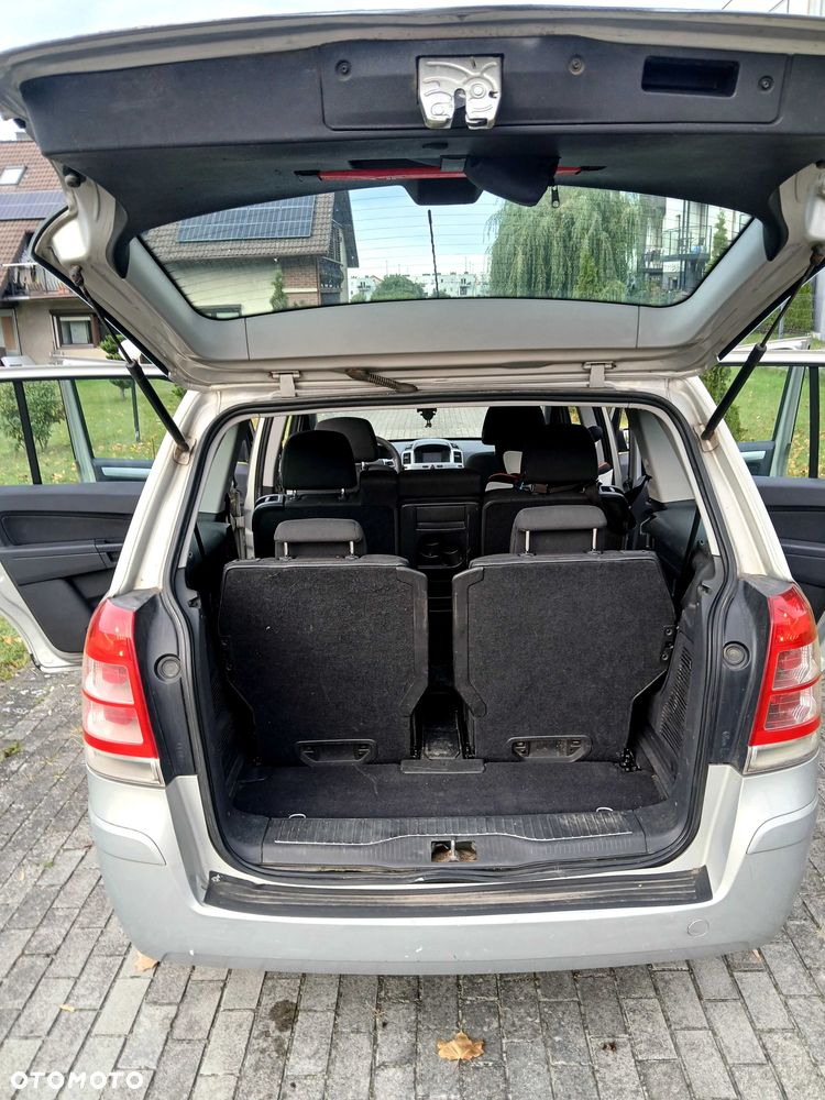 Opel Zafira - 7