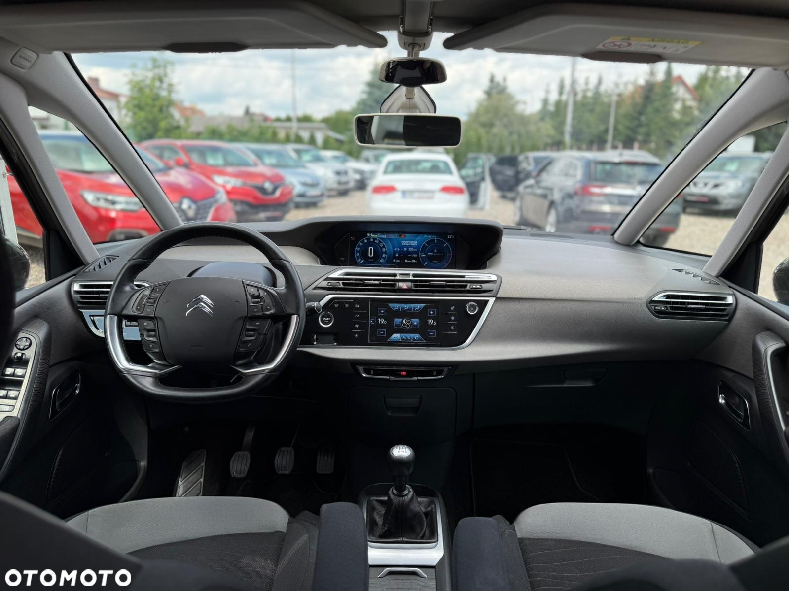 Citroën C4 Picasso - 8