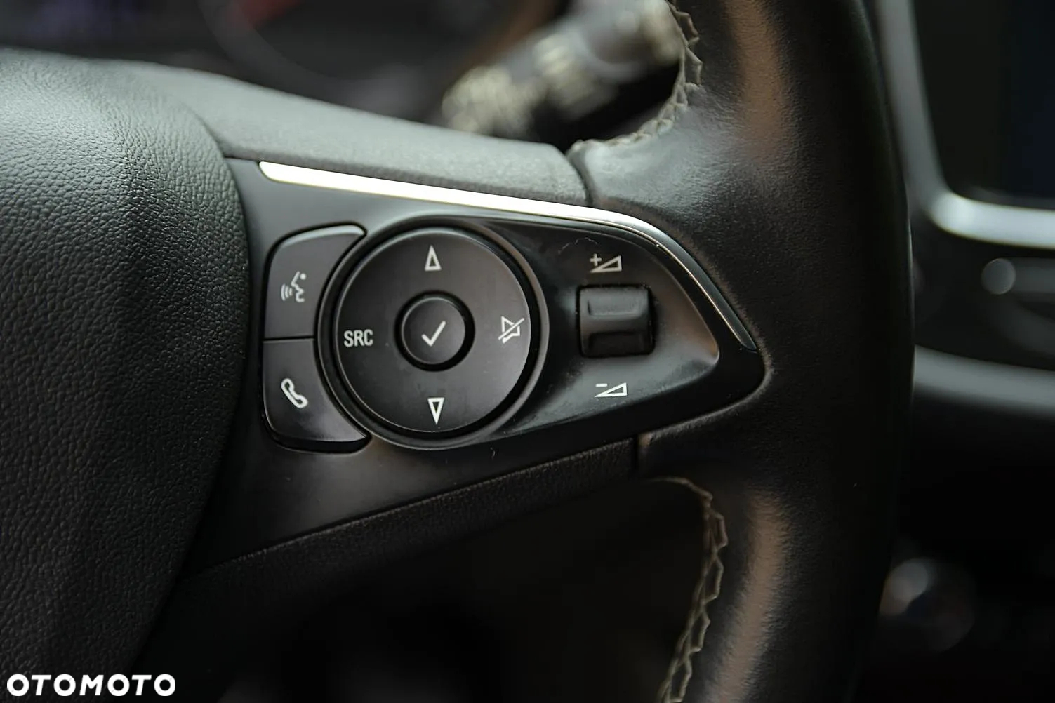 Opel Crossland X - 28