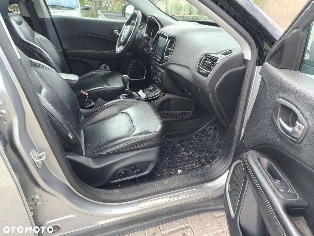 Jeep Compass 2.0 MJD Trailhawk 4WD S&S - 9