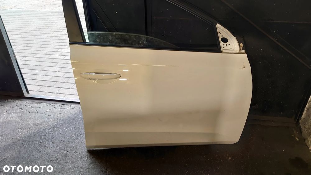 Hyundai i20 5-drzwi prawy przód PSW - 1