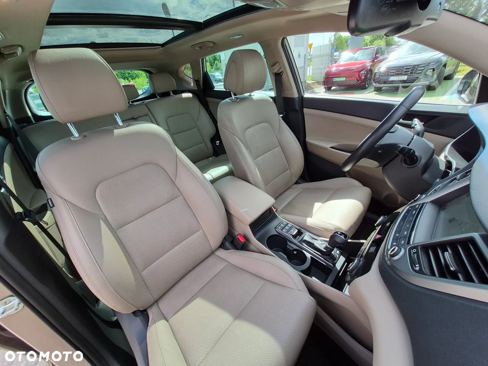 Hyundai Tucson 2.0 CRDI Premium 4WD - 16