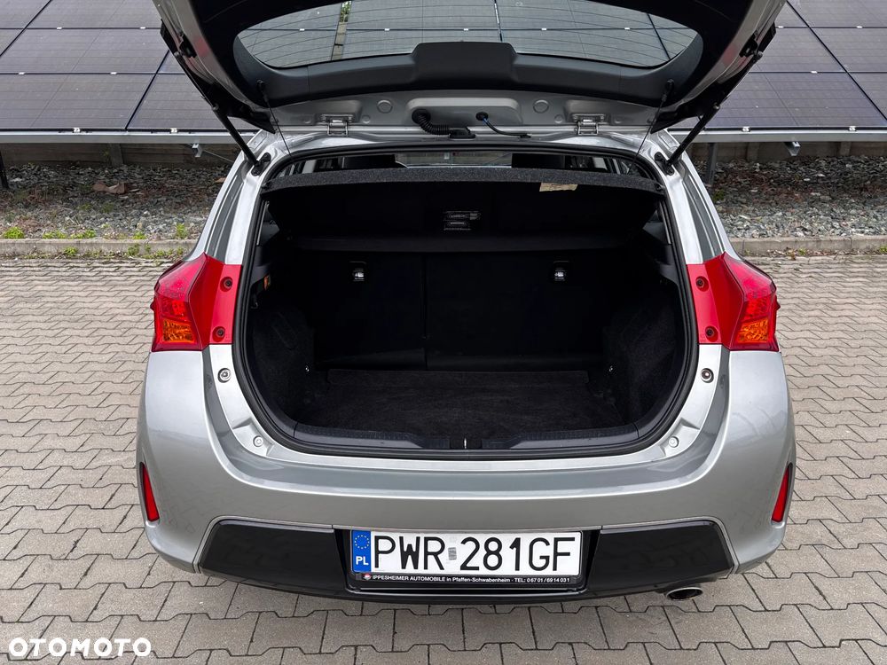 Toyota Auris 2.0 D-4D Comfort - 9