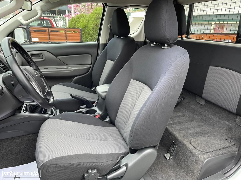 Mitsubishi L200 L200 2.4 DI-D 4WD (154CV) - 10