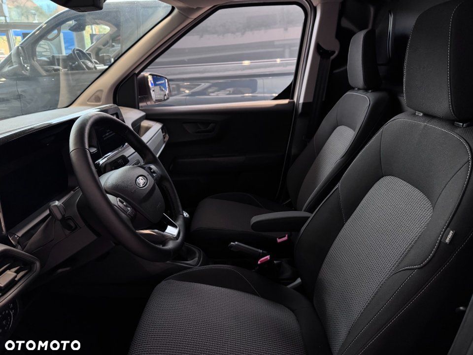 Ford Transit Courier - 9