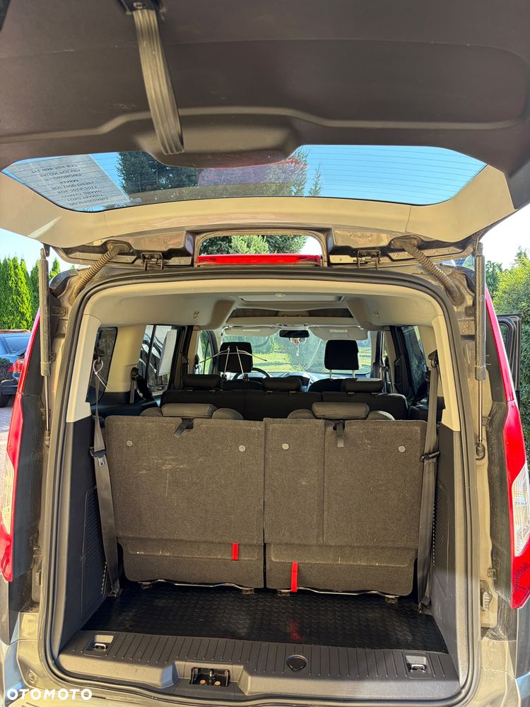 Ford Tourneo Connect Grand - 4