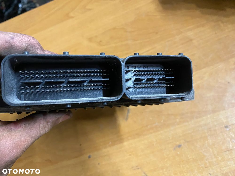 MODUŁ STEROWNIK KOMPUTER SILNIKA ECU MERCEDES SPRINTER W906 A6461500277 0281014200 - 2