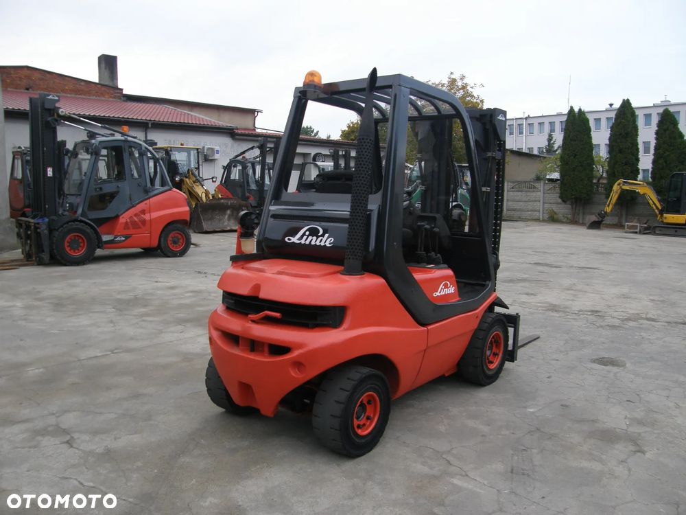 Linde H25D-02 1998 TRIPLEX 4,70m przesuw sprowadzony - 22