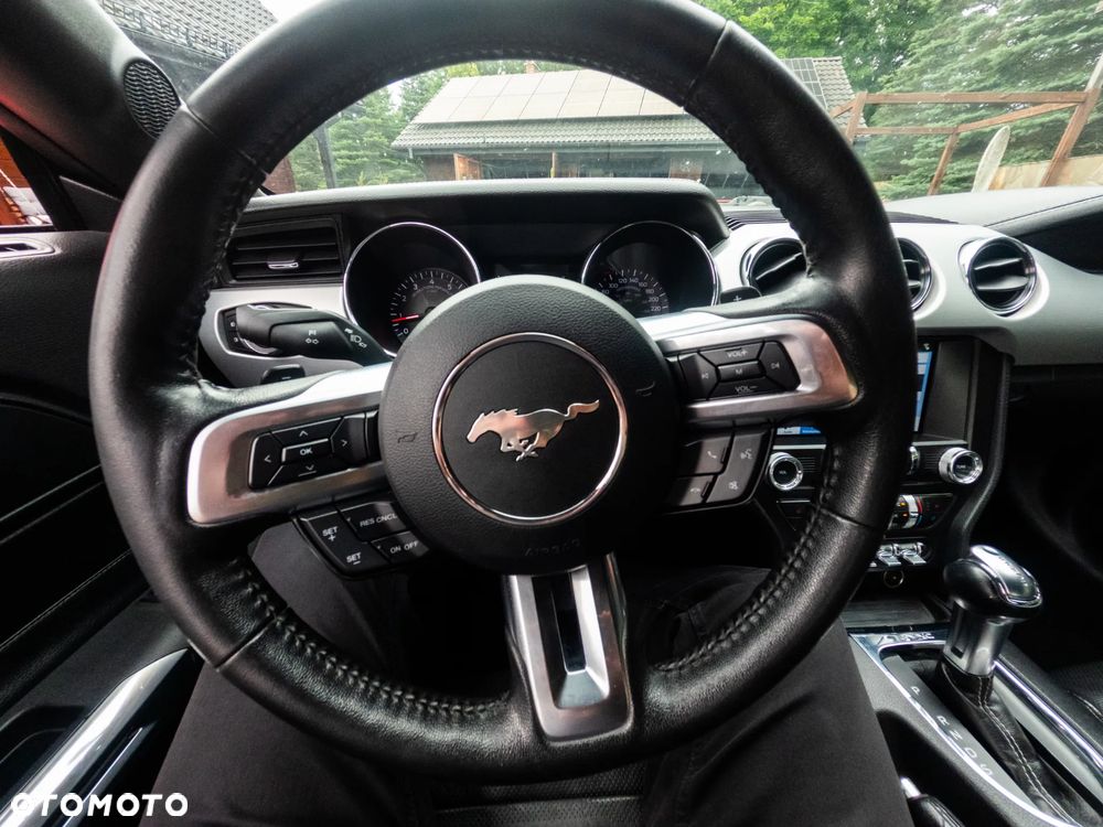Ford Mustang 5.0 V8 GT - 11