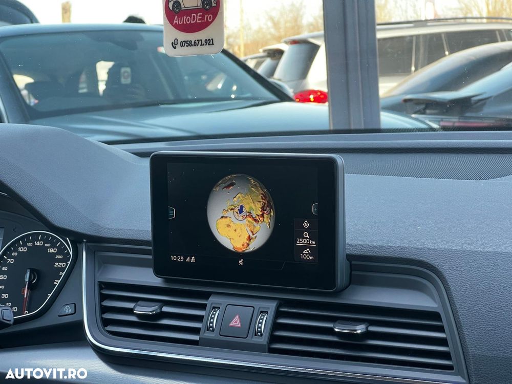 Audi Q5 2.0 40 TDI quattro S tronic Sport - 11