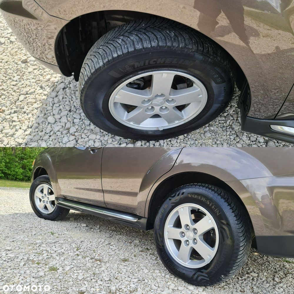 Mitsubishi Outlander - 40