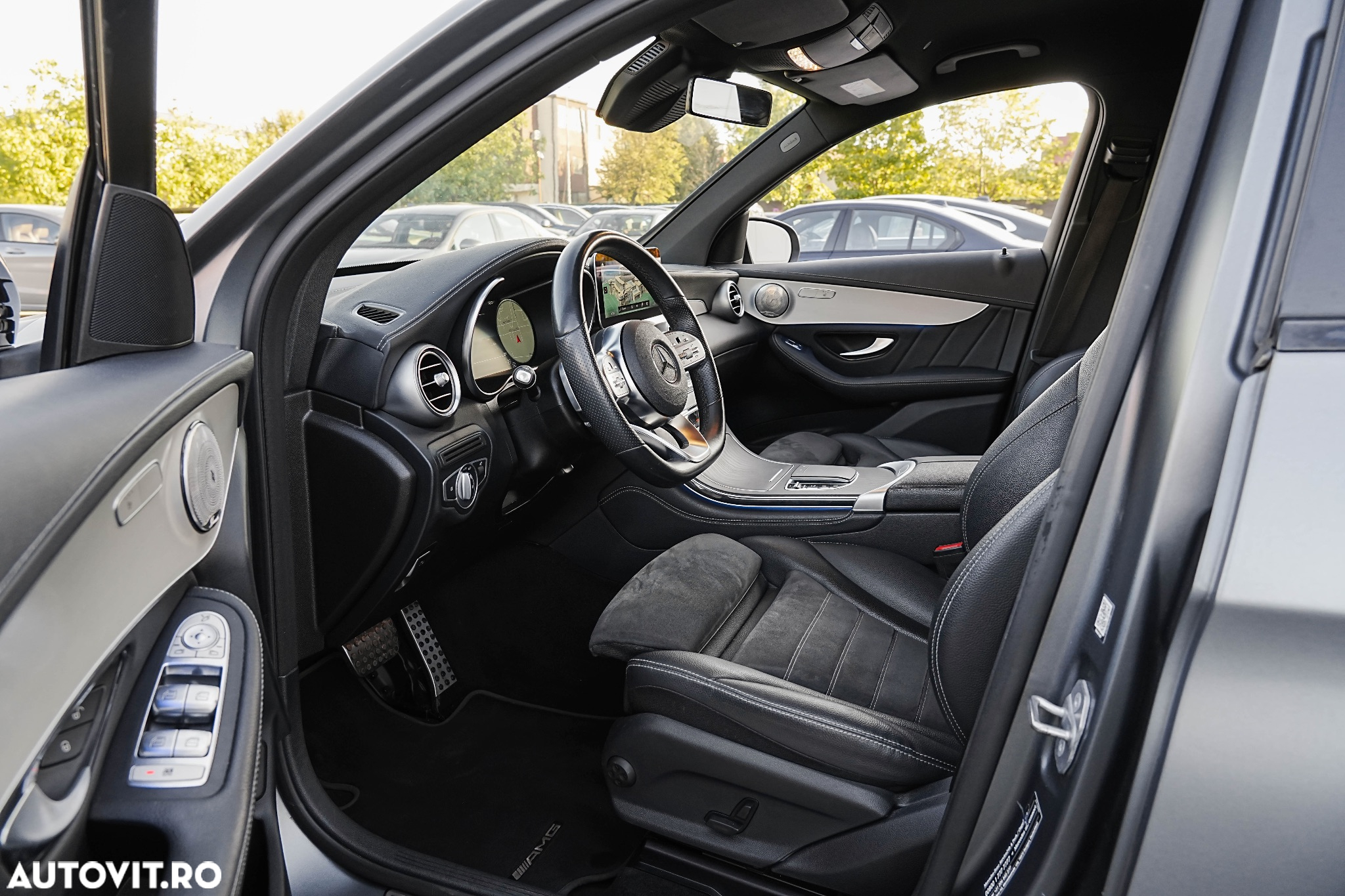 Mercedes-Benz GLC 200 4Matic 9G-TRONIC AMG Line - 15