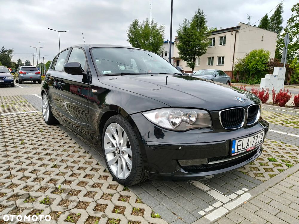 BMW Seria 1 120d DPF - 1