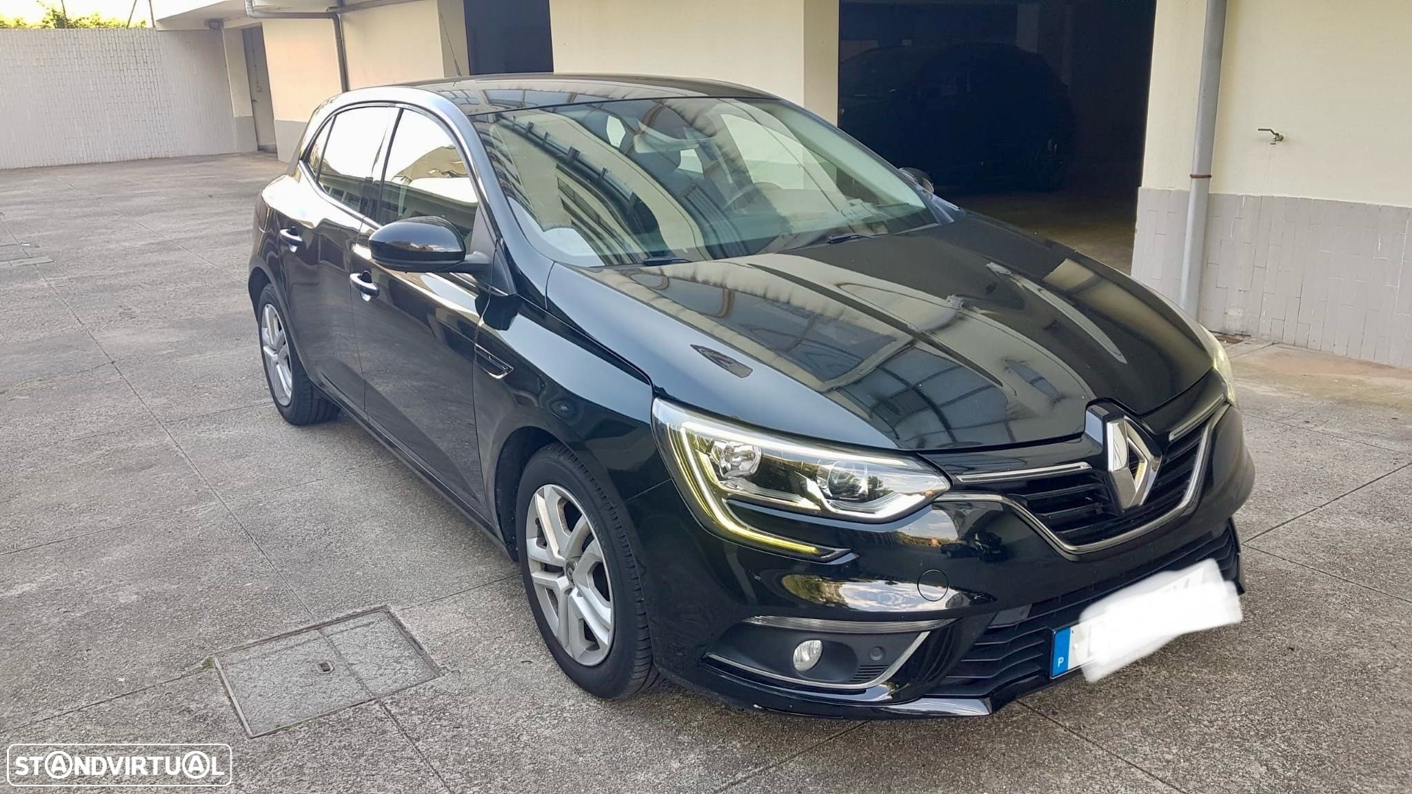 Renault Mégane 1.5 Blue dCi Intens - 1
