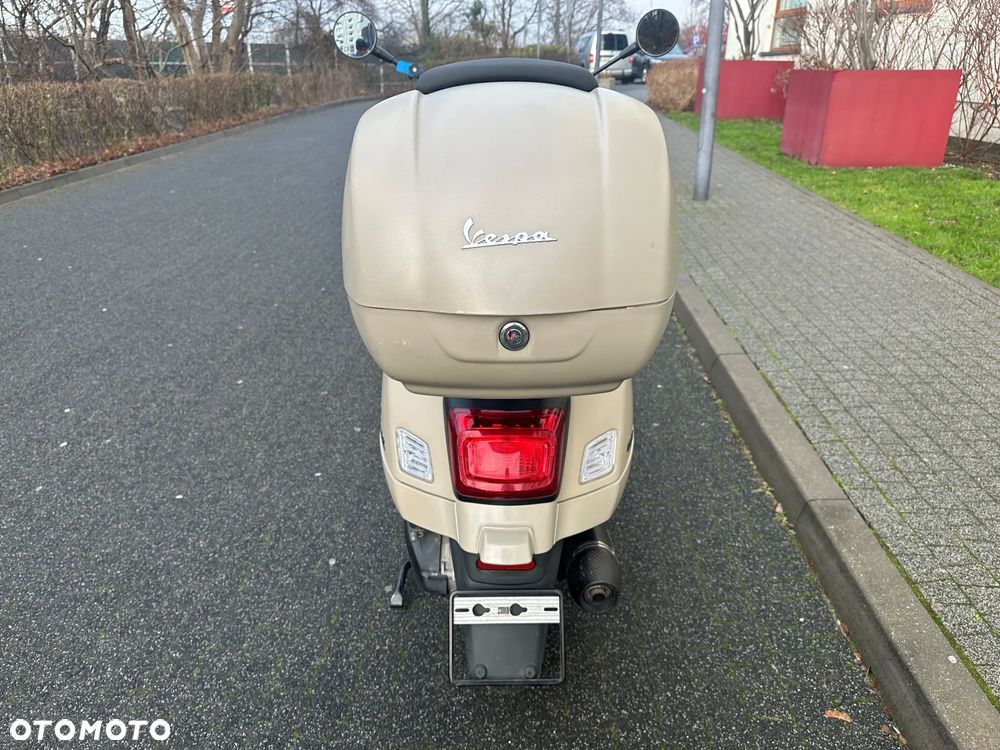 Piaggio Vespa - 3