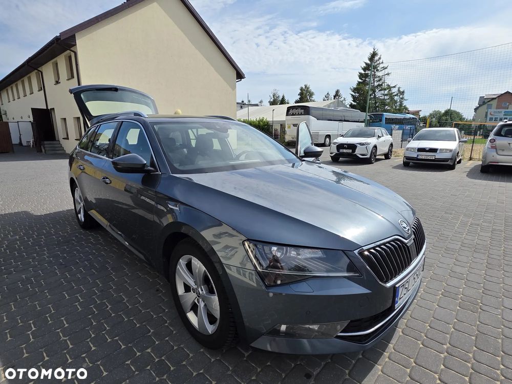 Skoda Superb 1.5 TSI ACT Ambition - 6
