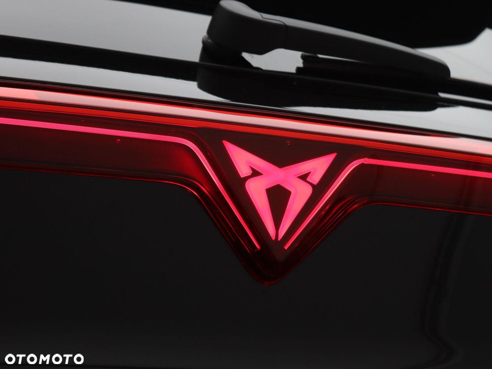 Cupra Terramar 1.5 e-Hybrid DSG - 11