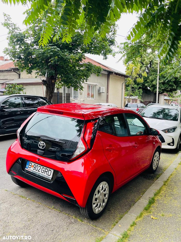 Toyota Aygo 1.0 VVY-I 5 usi X-play - 6