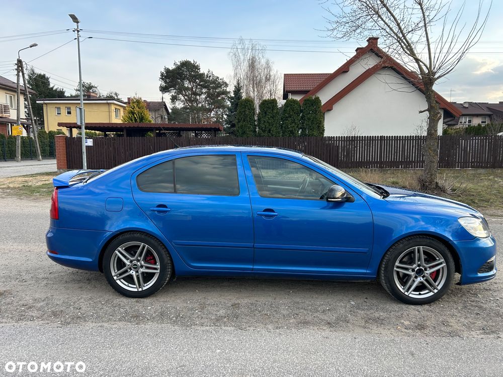 Skoda Octavia 2.0 TSI RS - 7