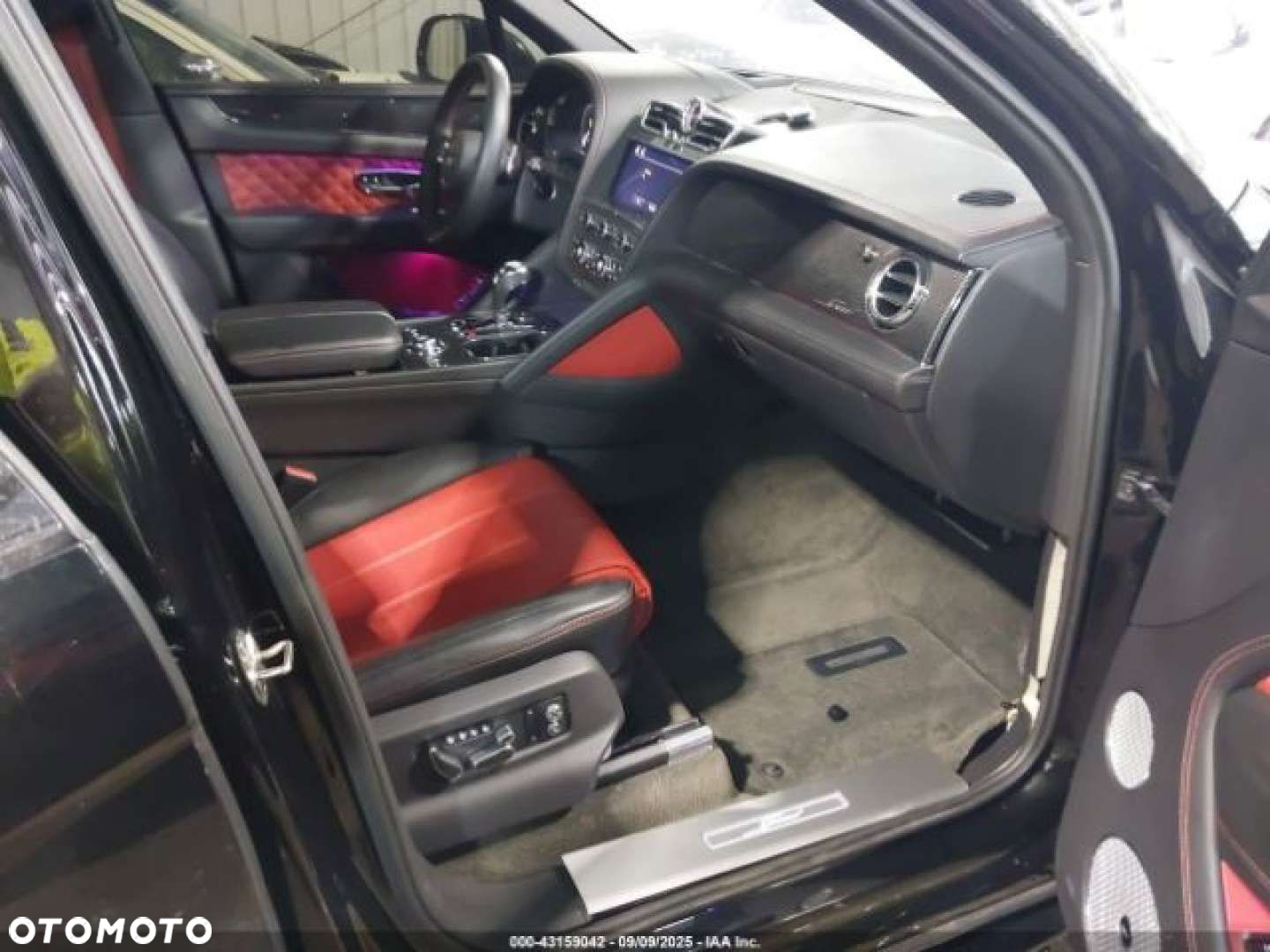 Bentley Bentayga - 10