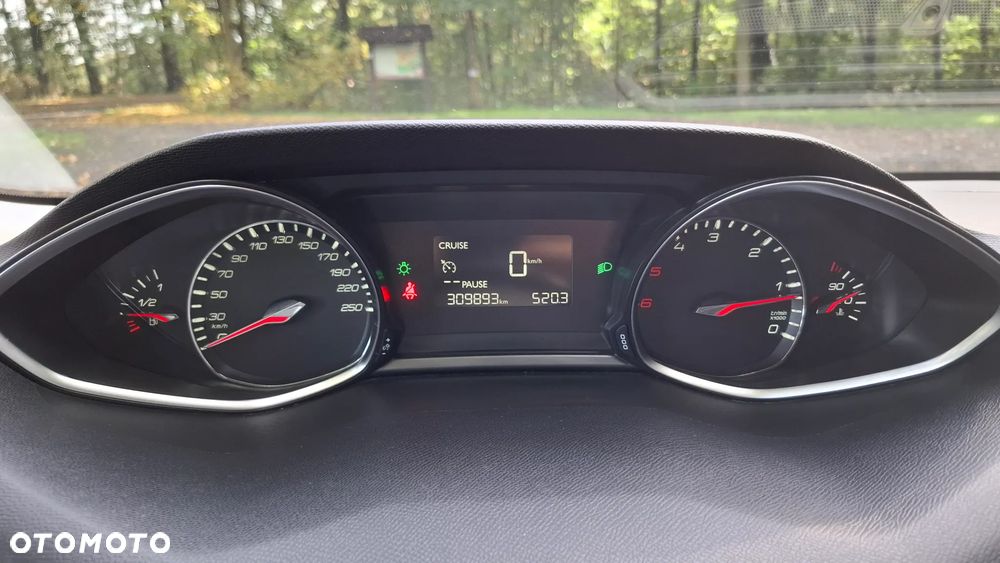 Peugeot 308 SW e-HDi FAP 115 Stop&Start Allure - 19