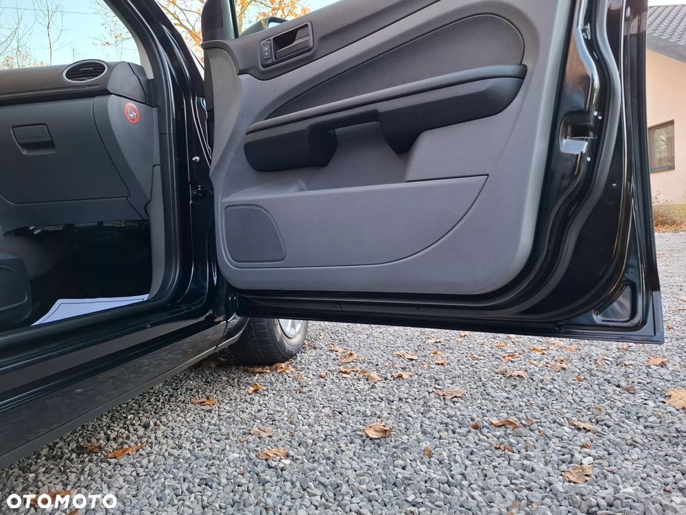 Ford Focus 1.6 Ambiente - 13