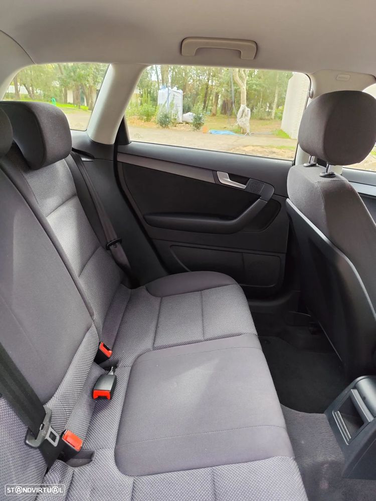 Audi A3 Sportback 1.6 TDI Attraction - 24