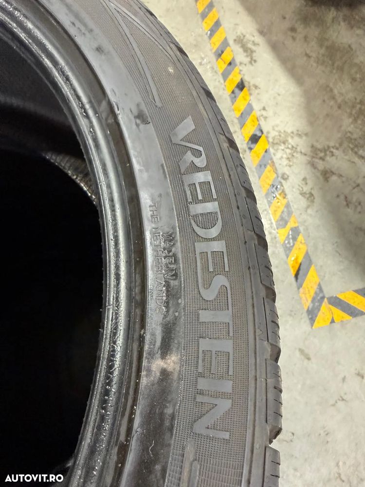 325 35 r22, 285 40 r22 iarna Vredestein - 6