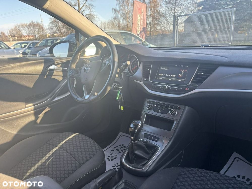 Opel Astra - 22