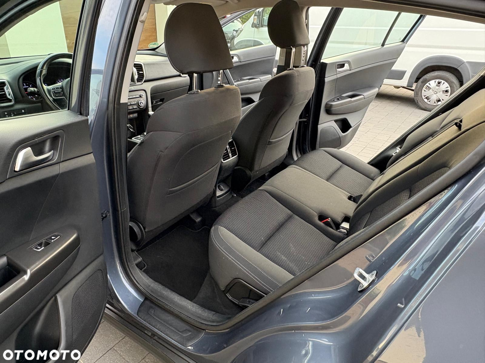 Kia Sportage 1.7 CRDI 2WD Edition 7 - 18