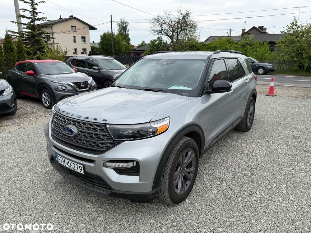 Ford Explorer - 1