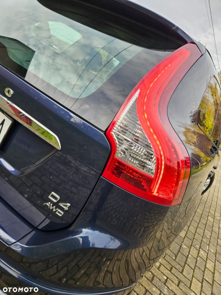 Volvo XC 60 D4 AWD Kinetic - 35