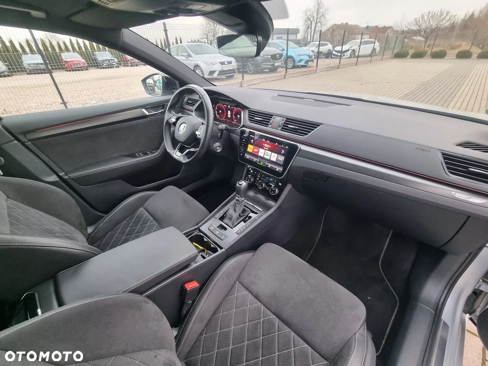 Skoda Superb 2.0 TDI 4x4 DSG Sportline - 17