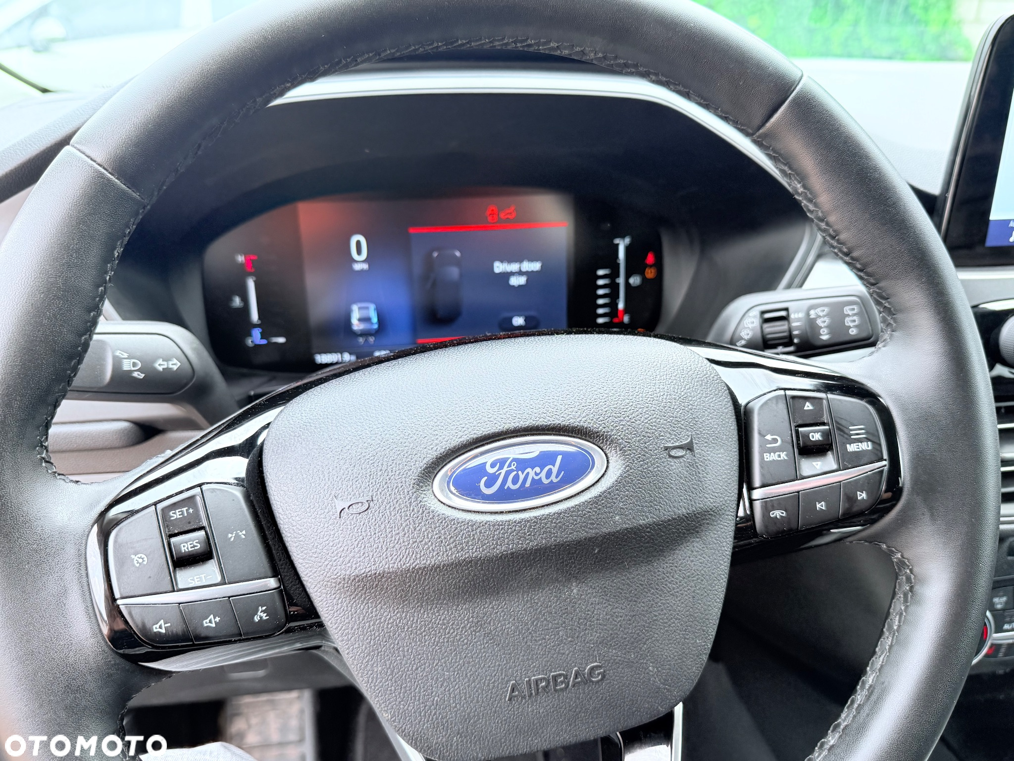 Ford Kuga - 28