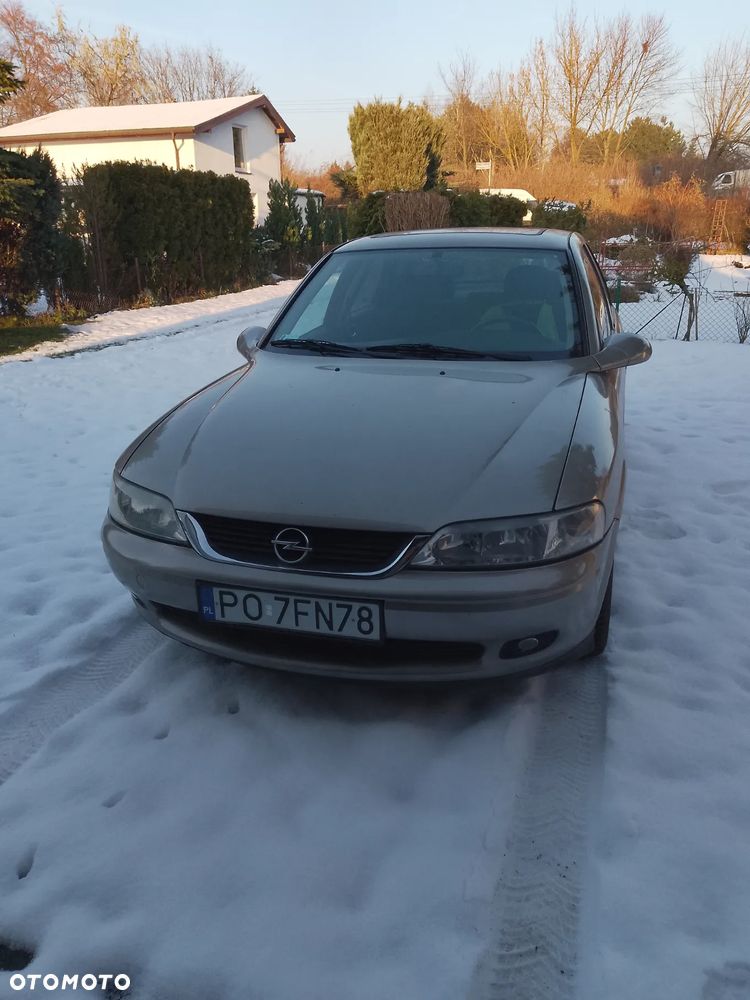 Opel Vectra - 2