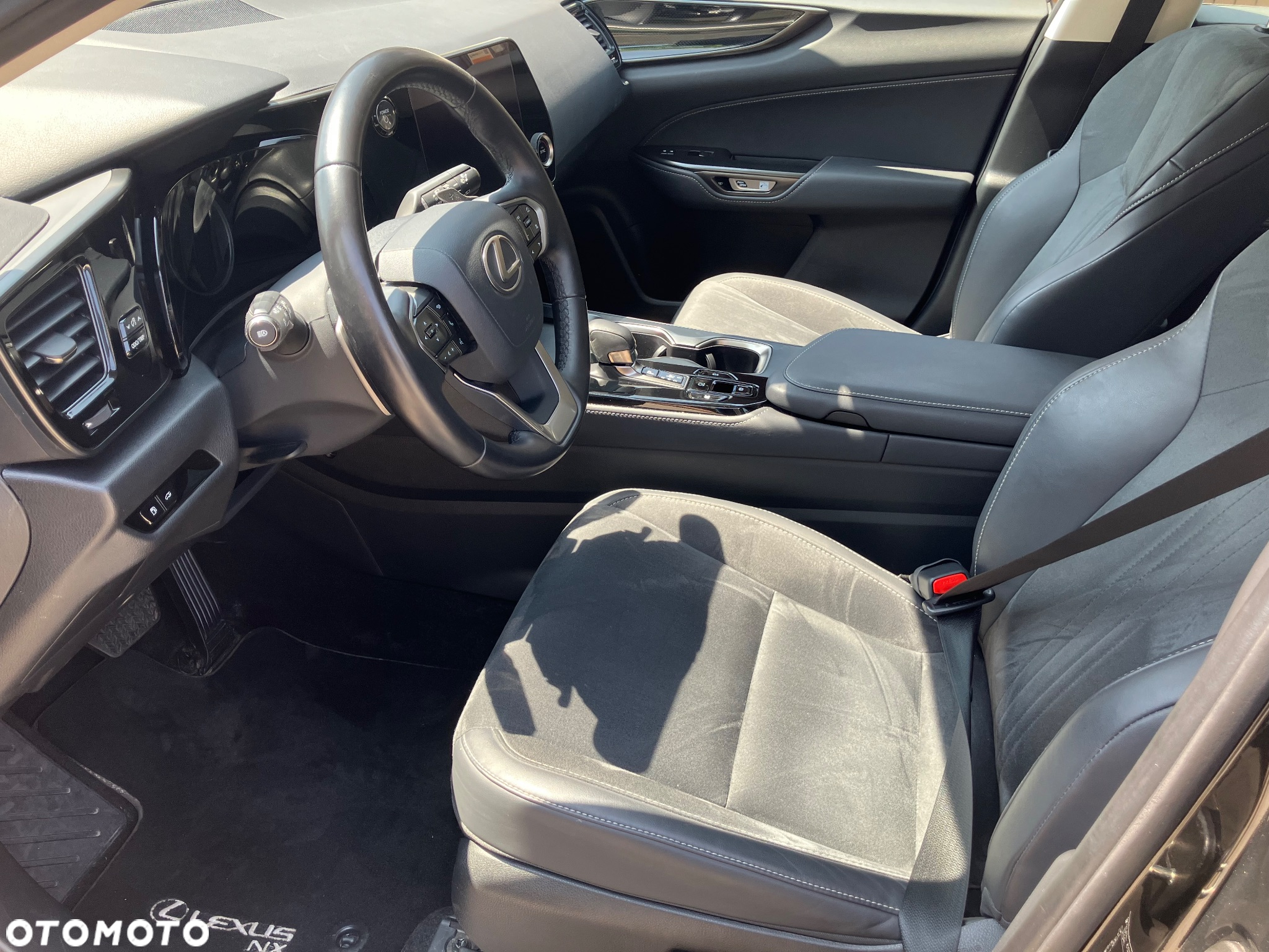 Lexus NX 350h Elegance 2WD - 11