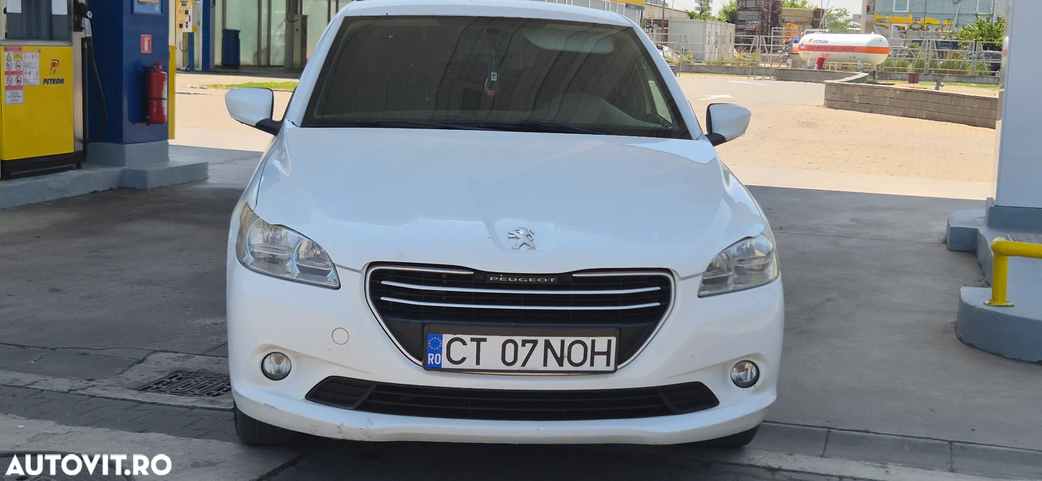 Peugeot 301 1.6 BlueHDI FAP Active - 8