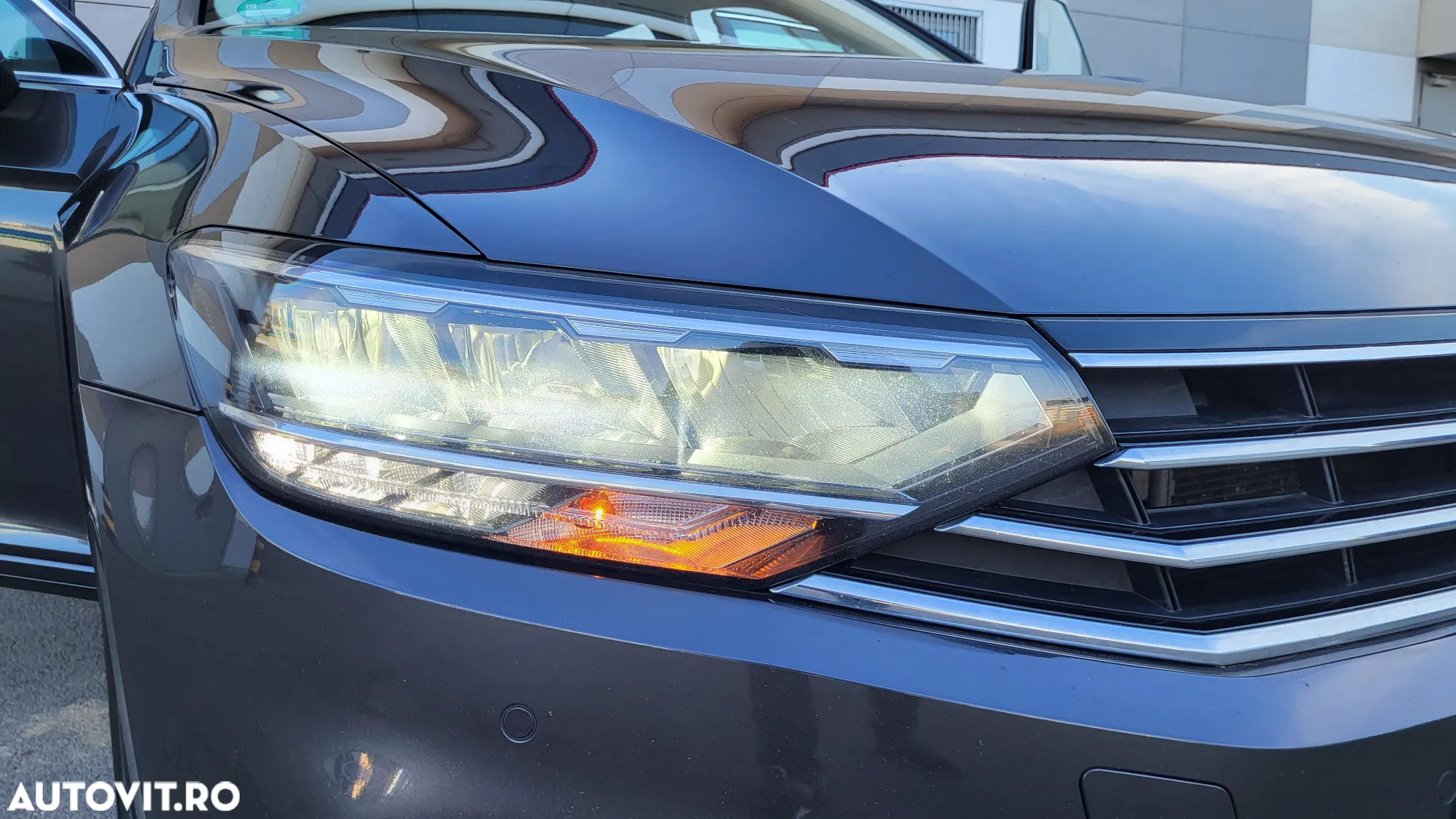 Volkswagen Passat Variant 2.0 TDI SCR DSG Comfortline - 34