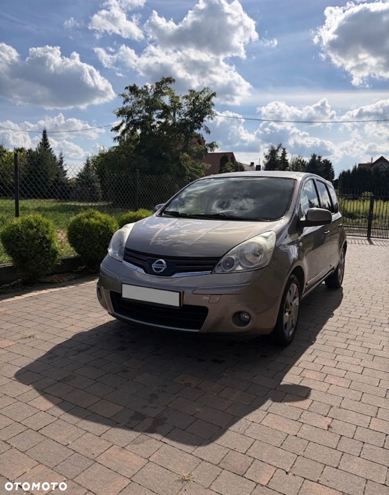 Nissan Note - 1