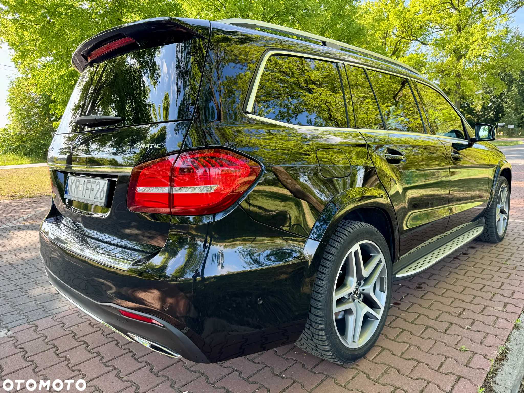 Mercedes-Benz GLS 350 d 4-Matic - 5